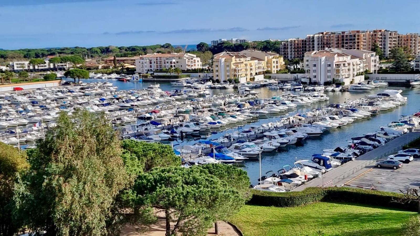 Studio Avec Vue Sur Marina Et Mer - 2 Adultes Et 1 Enfant Maximum 망들리유 라 나플 외부 사진